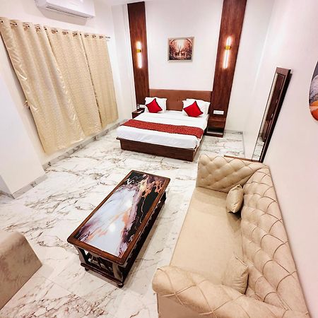 Hotel The Ceremony Kalyān المظهر الخارجي الصورة