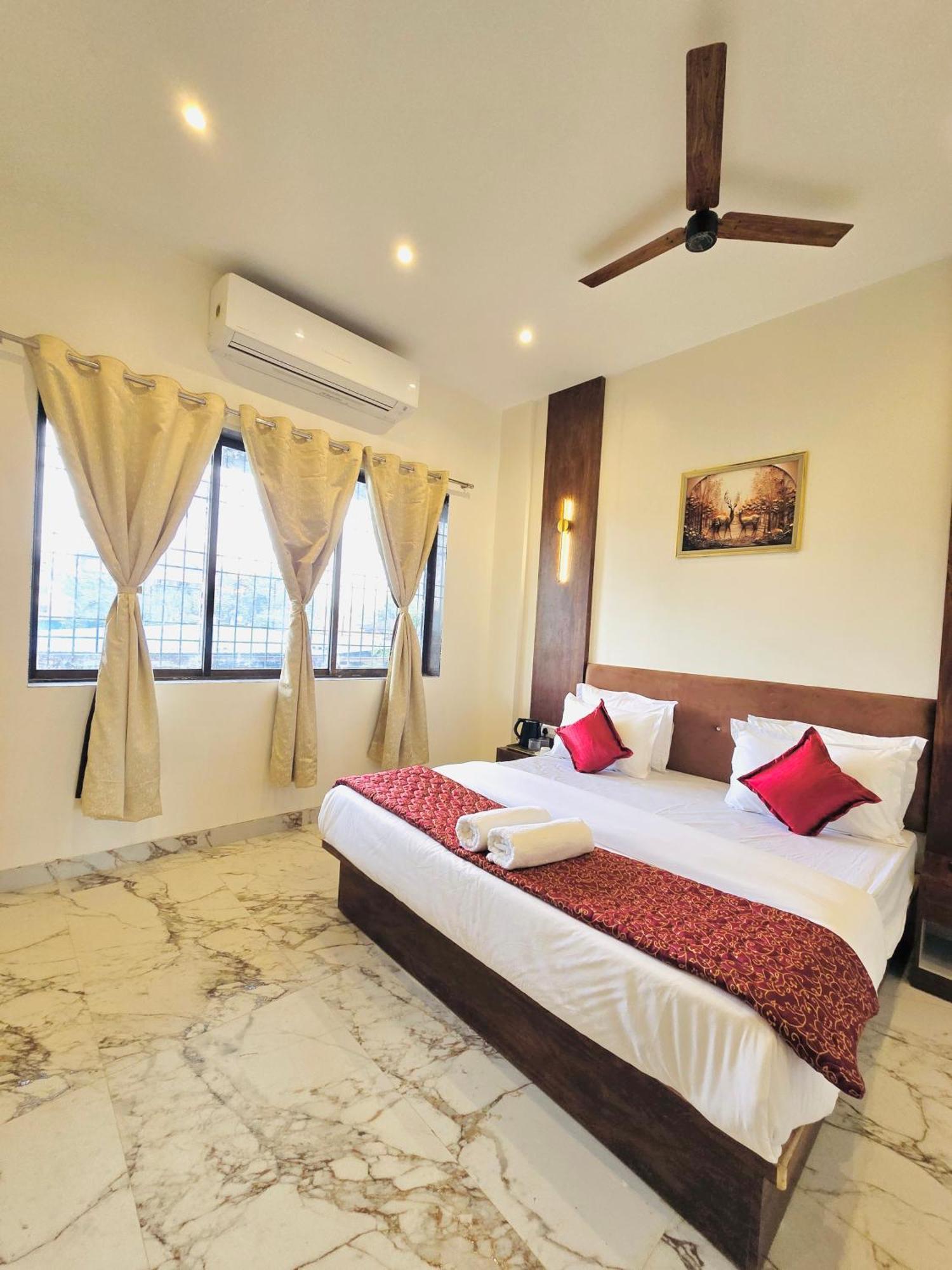 Hotel The Ceremony Kalyān المظهر الخارجي الصورة