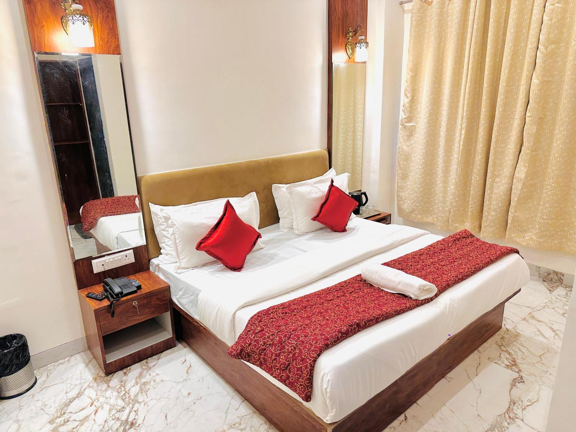 Hotel The Ceremony Kalyān المظهر الخارجي الصورة