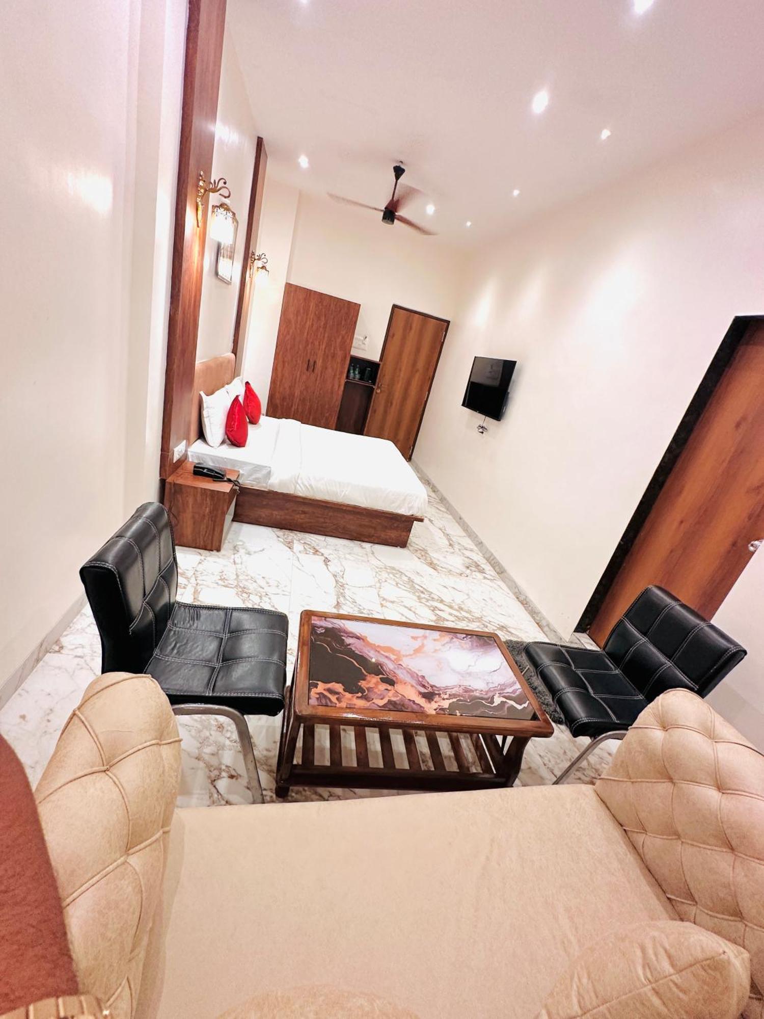 Hotel The Ceremony Kalyān المظهر الخارجي الصورة