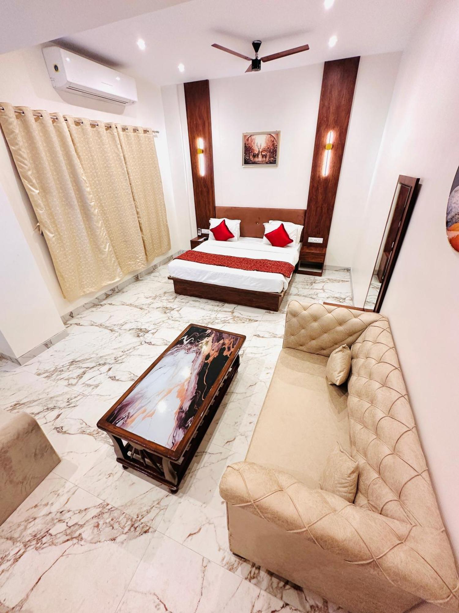 Hotel The Ceremony Kalyān المظهر الخارجي الصورة