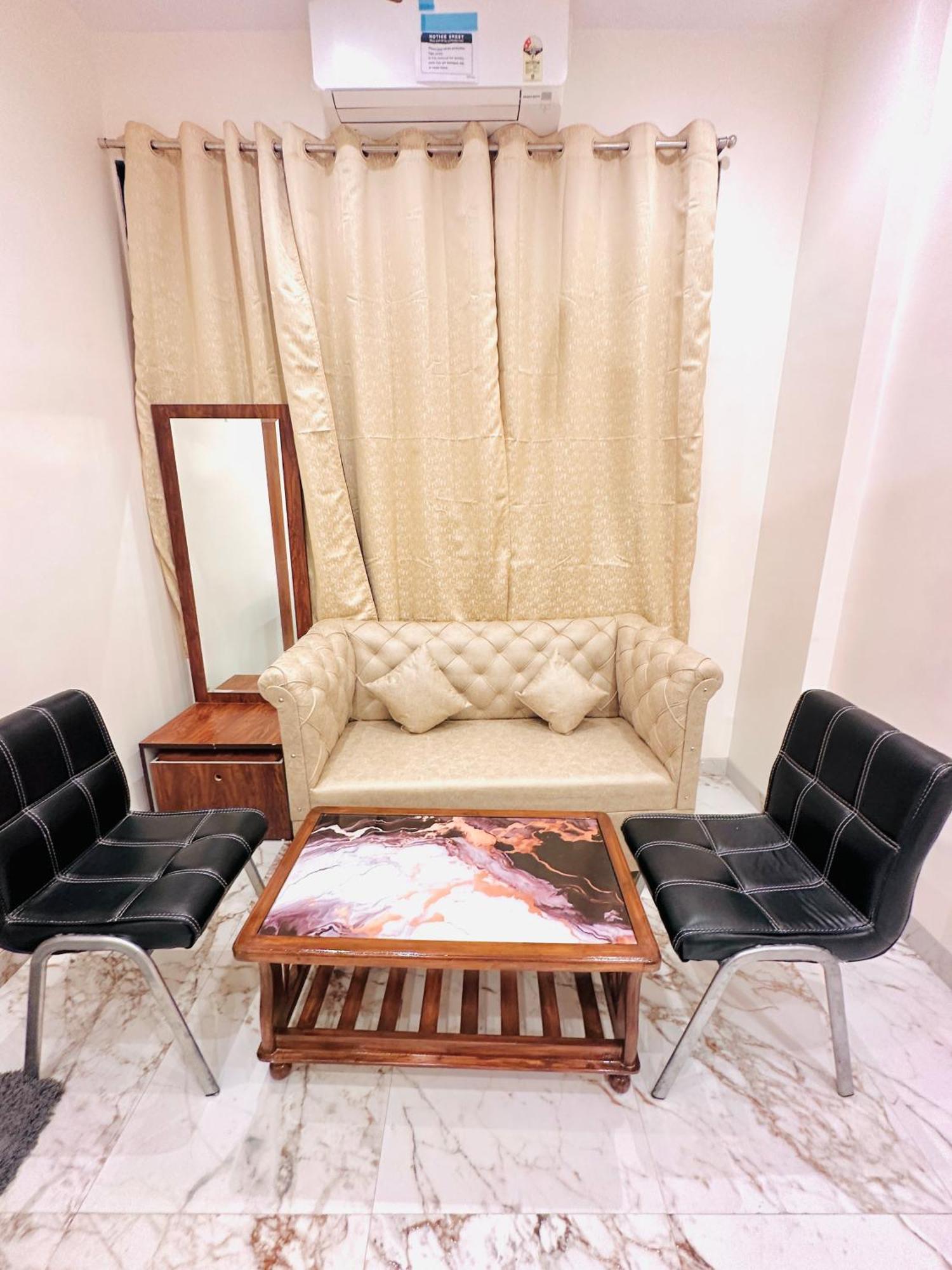 Hotel The Ceremony Kalyān المظهر الخارجي الصورة