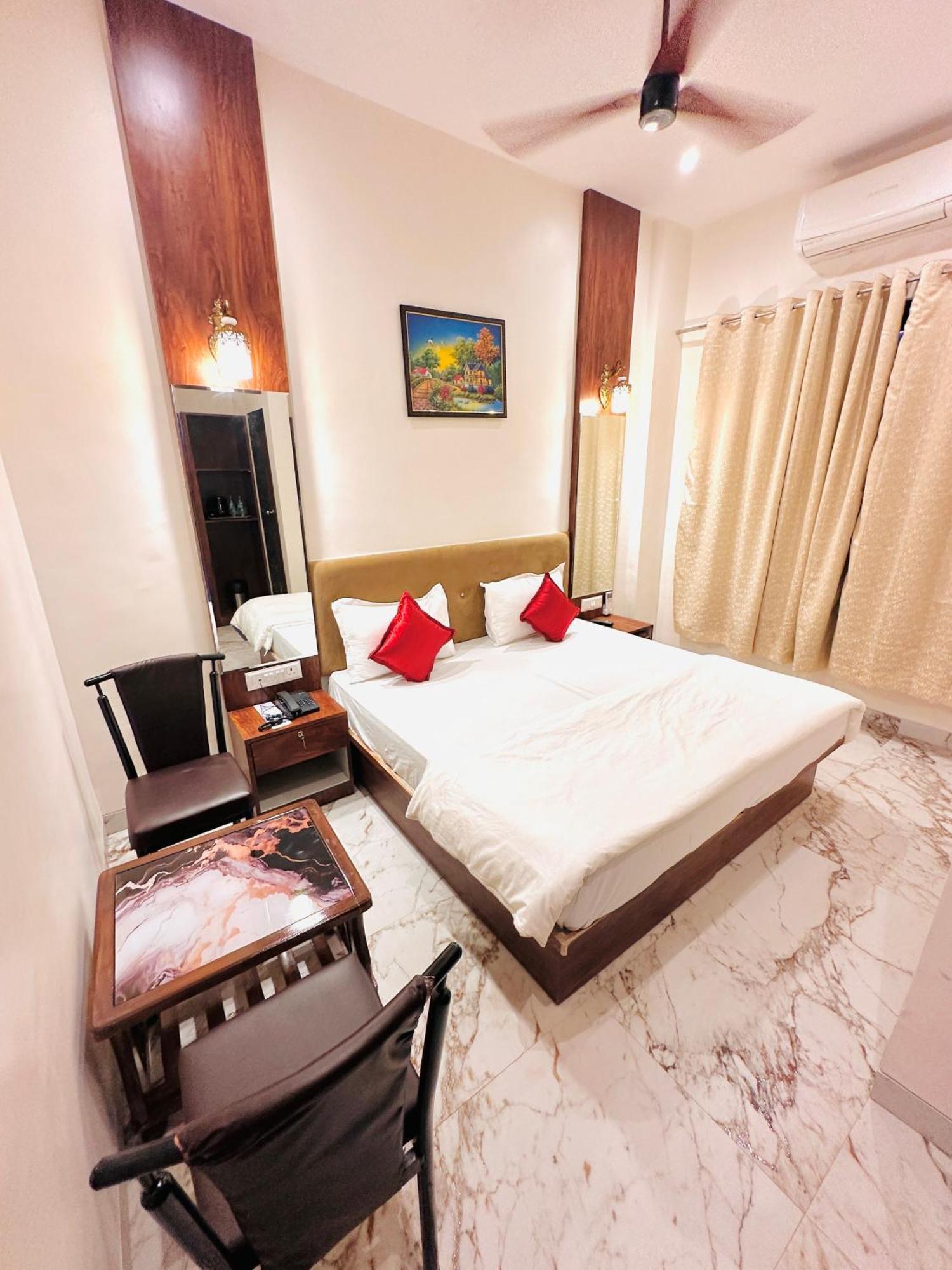 Hotel The Ceremony Kalyān المظهر الخارجي الصورة