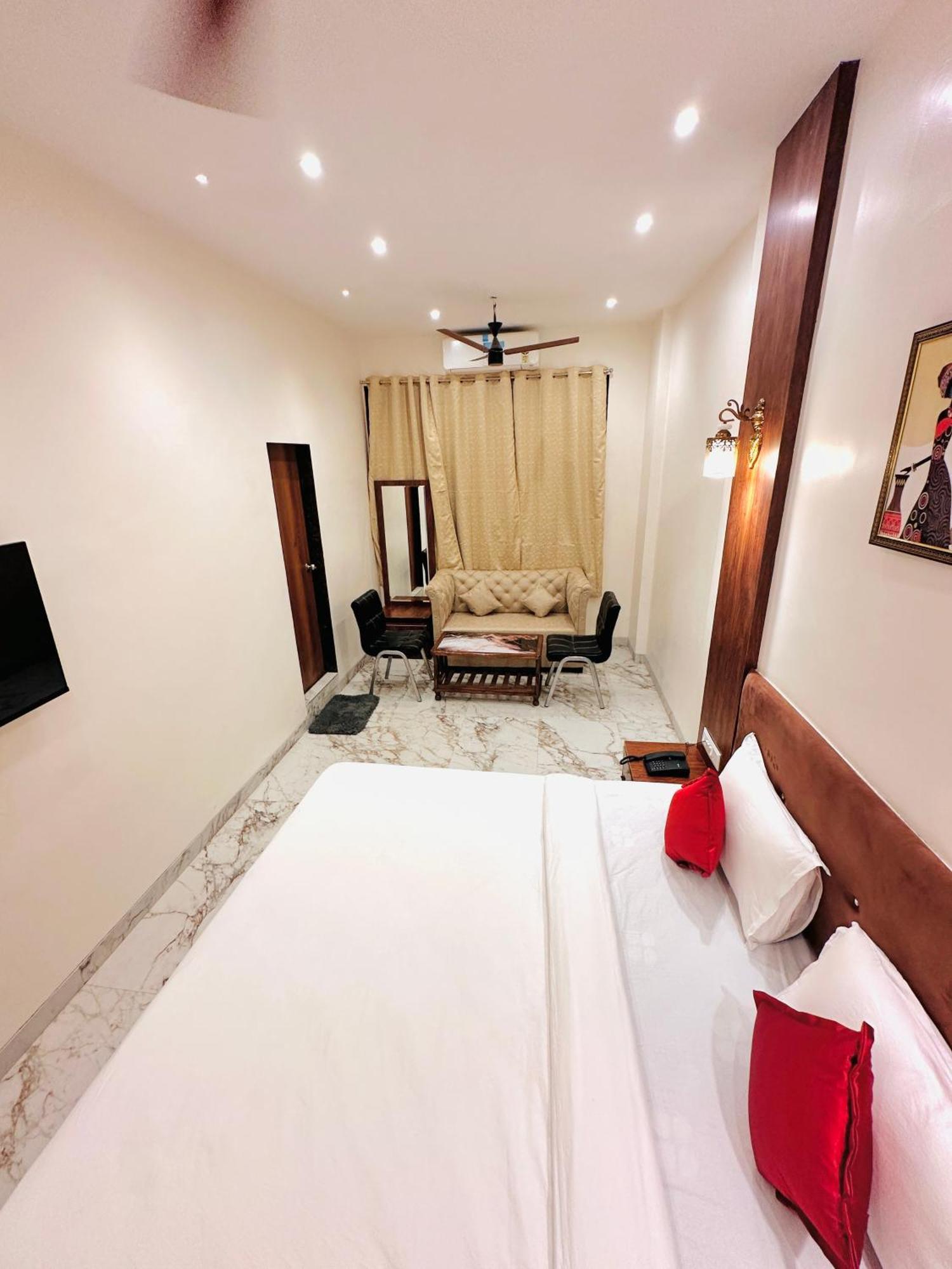 Hotel The Ceremony Kalyān المظهر الخارجي الصورة