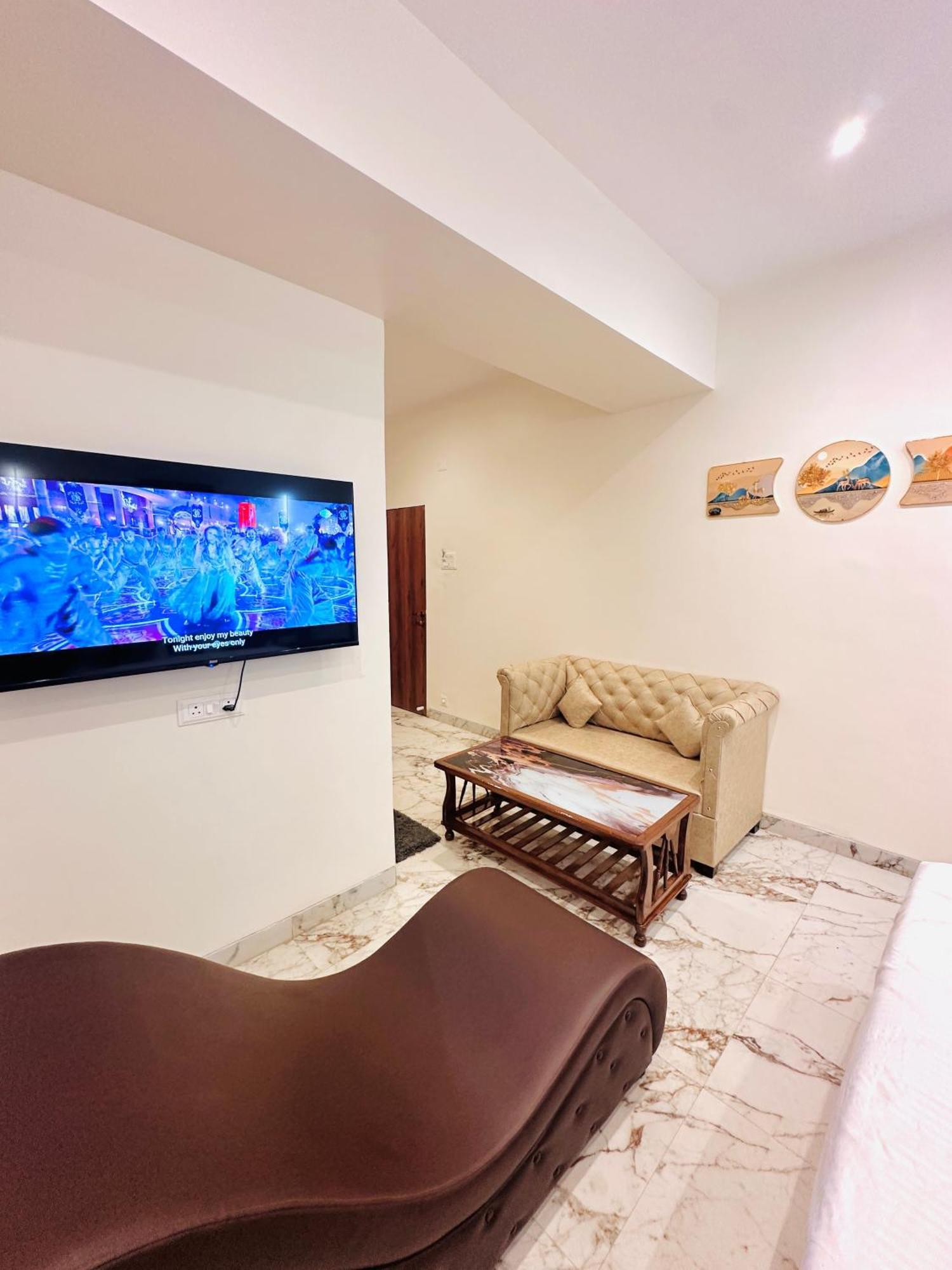 Hotel The Ceremony Kalyān المظهر الخارجي الصورة