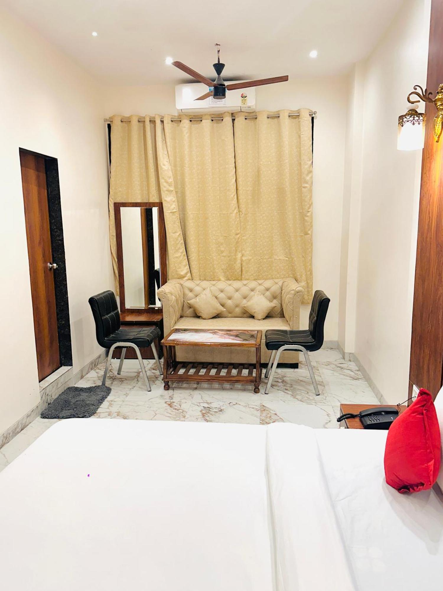 Hotel The Ceremony Kalyān المظهر الخارجي الصورة